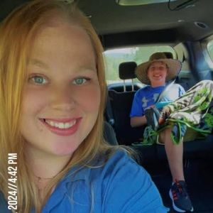 Meet your Posher, Lacy